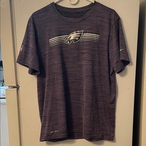 NFL X NIKE Eagles Men's Large Dri-Fit‎ Tee